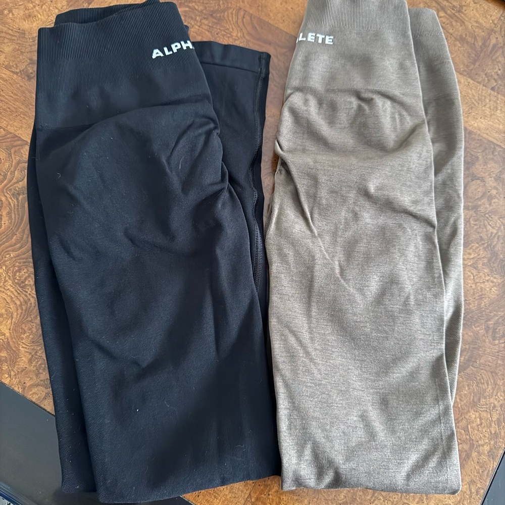 Alphalete  Black and Gray Leggings